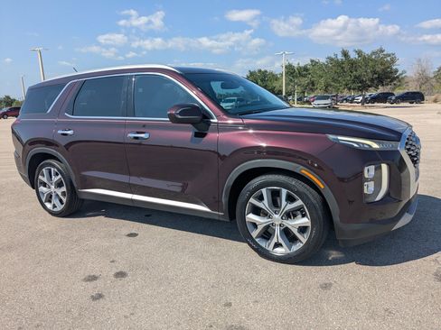 Used 2020 Hyundai Palisade SEL FWD image 2
