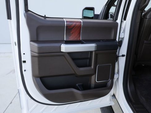 Used 2015 Ford F150 King Ranch w/ Equipment Group 601A Luxury image 28