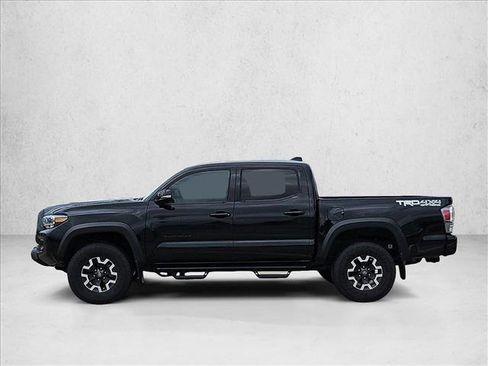 Used 2023 Toyota Tacoma TRD Off-Road w/ Technology Package AWD/4WD image 9