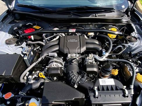 New 2025 Toyota GR86 Premium image 16