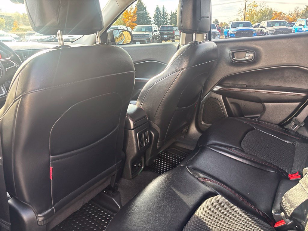 Used 2017 Jeep Compass Trailhawk w/ Cold Weather Group AWD/4WD image 20
