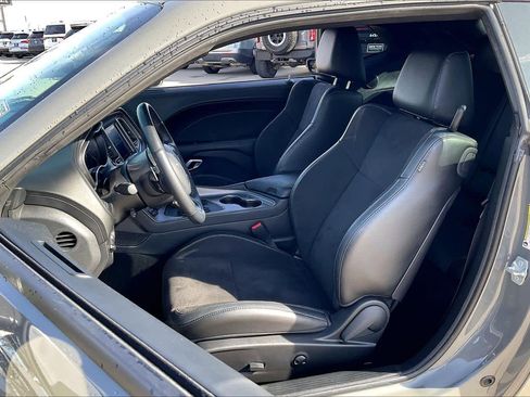 Used 2023 Dodge Challenger R/T w/ Plus Package image 8