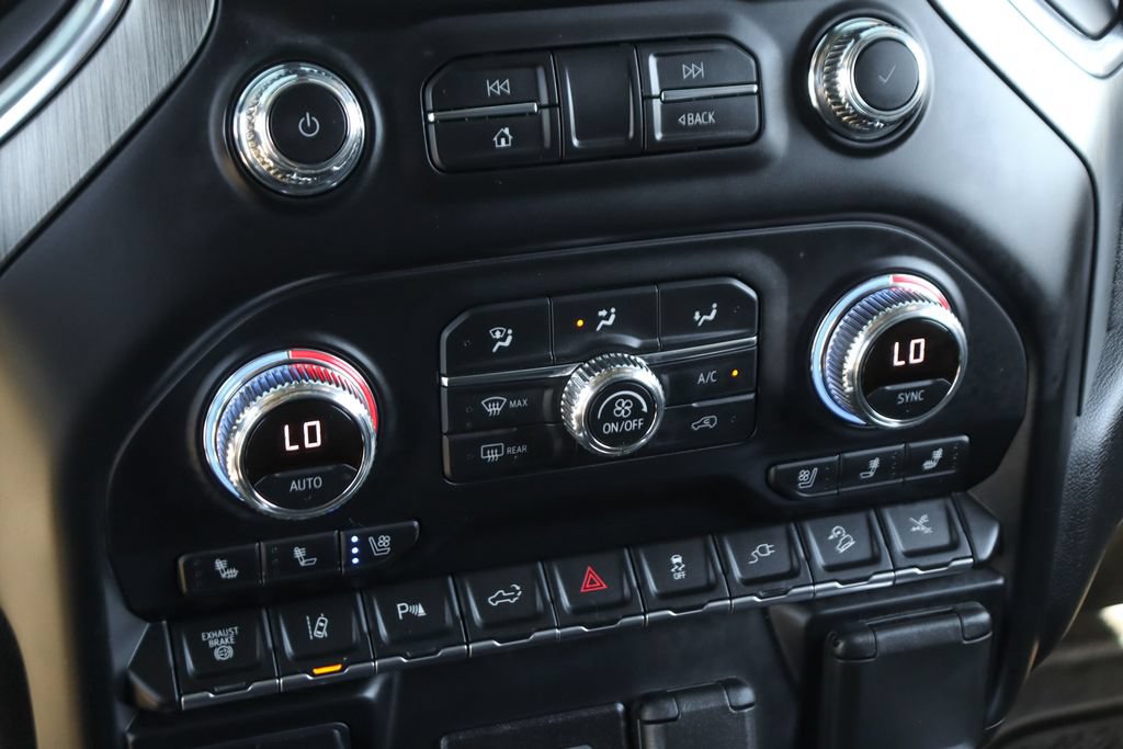 Used 2022 GMC Sierra 2500 Denali w/ Denali Ultimate Package AWD/4WD image 34