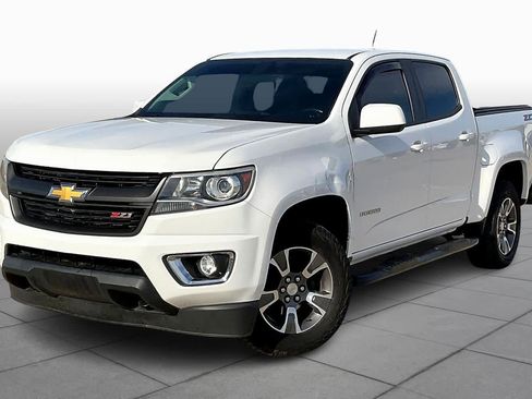 Used 2016 Chevrolet Colorado Z71 image 2