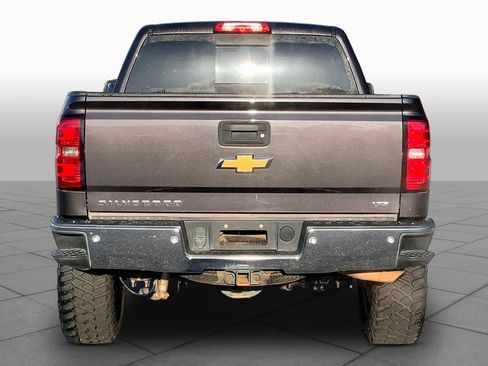 Used 2015 Chevrolet Silverado 1500 LTZ Z71 w/ LTZ Plus Package AWD/4WD image 5