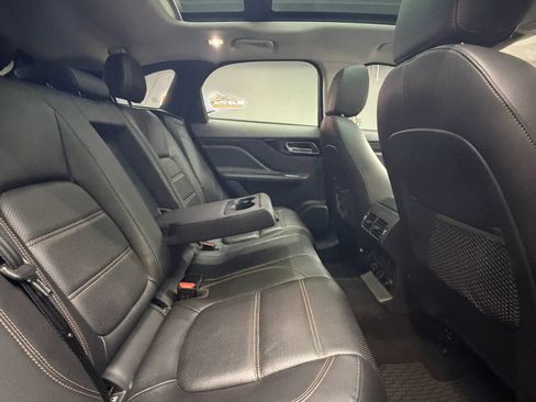 Used 2018 Jaguar F-PACE Prestige AWD/4WD image 36