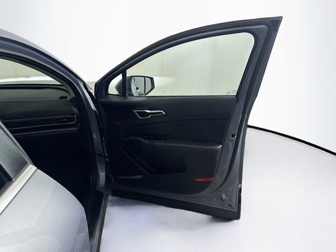 Used 2024 Kia Sportage EX image 33