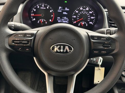 Used 2018 Kia Rio S image 10