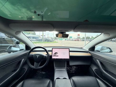 Used 2021 Tesla Model 3 Standard Range Plus RWD image 11
