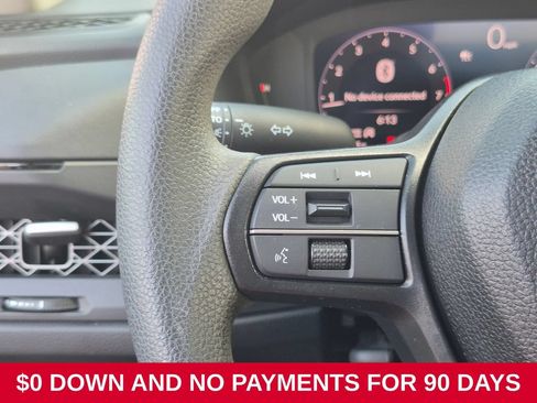 Used 2025 Honda Accord SE image 19