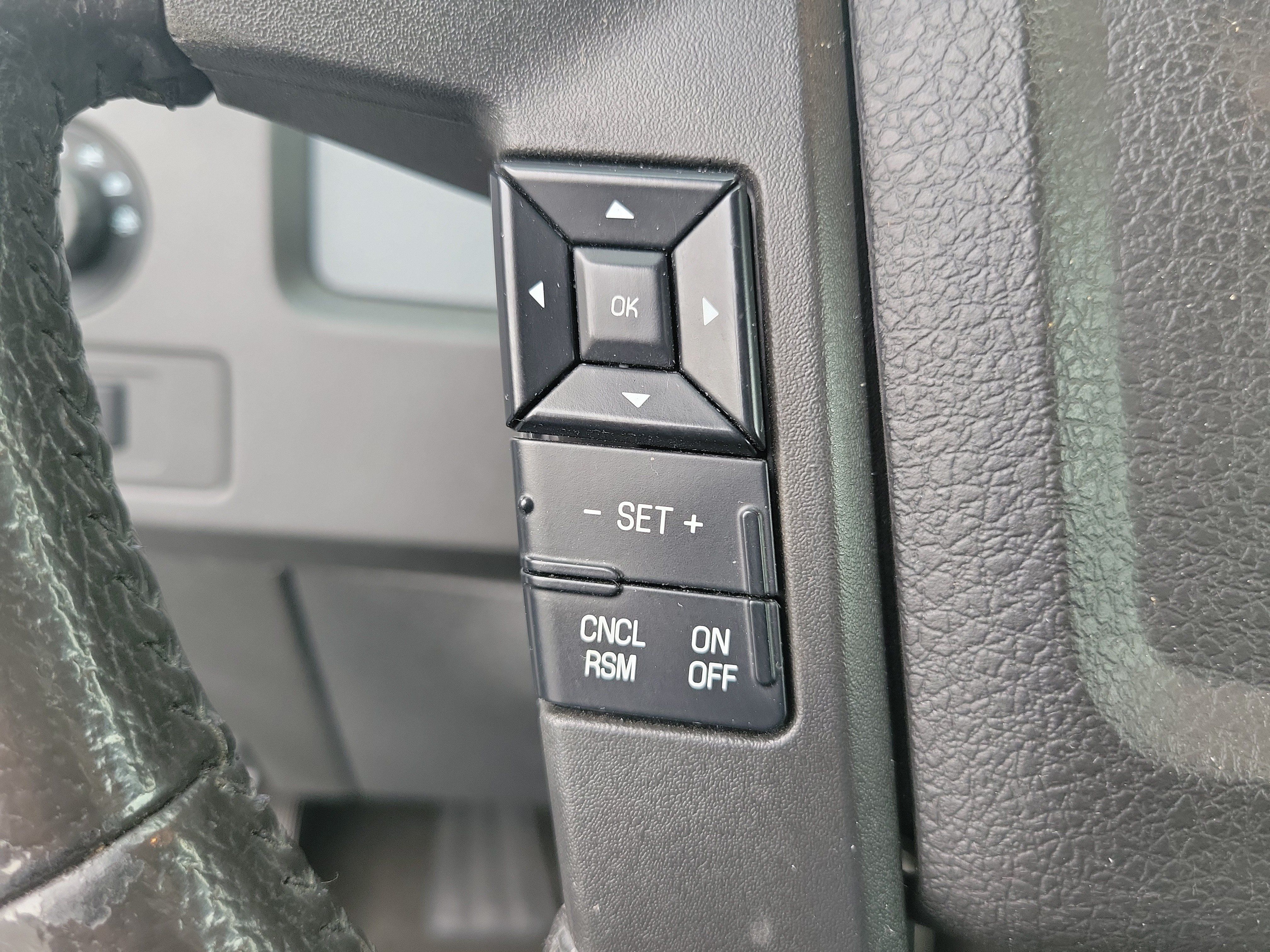 Used 2014 Ford F150 XLT w/ Equipment Group 302A Luxury AWD/4WD image 17