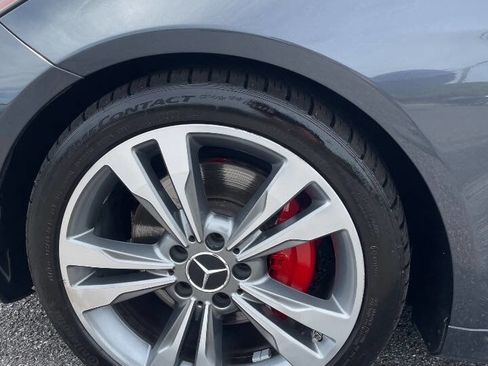 Used 2016 Mercedes-Benz E 400 Coupe image 13