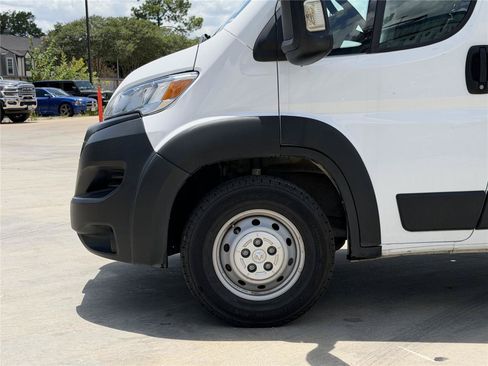 Used 2023 RAM ProMaster 2500 FWD image 9