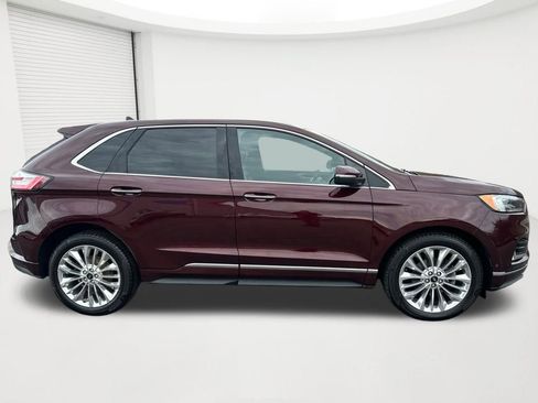 Used 2020 Ford Edge Titanium w/ Equipment Group 301A image 4
