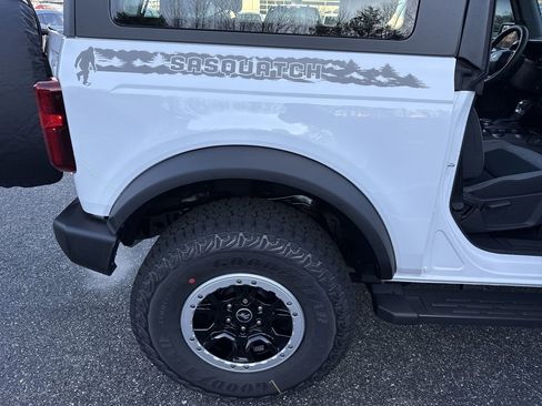 New 2025 Ford Bronco 2-Door w/ Sasquatch Package image 17