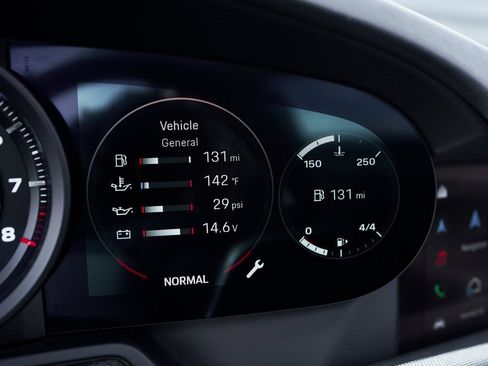 Used 2024 Porsche 911 Targa 4S w/ Premium Package image 55