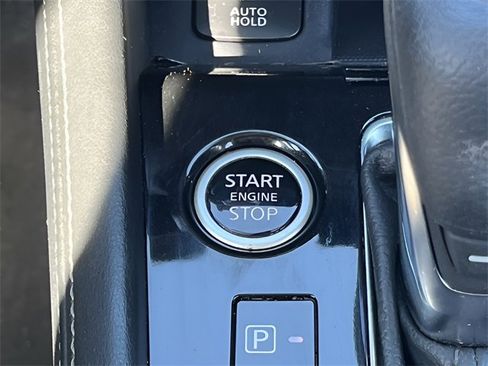 Used 2024 Nissan Kicks SV image 23