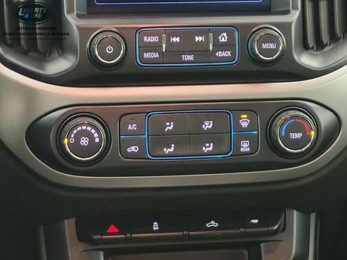 Used 2018 Chevrolet Colorado LT image 24