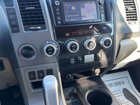 Used 2014 Toyota Sequoia Limited image 36