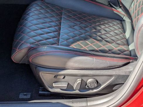 Used 2023 Genesis G70 3.3T w/ Sport Prestige Package image 12