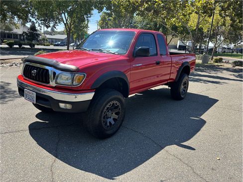 Used 2003 Toyota Tacoma PreRunner w/ Convenience Pkg RWD image 1