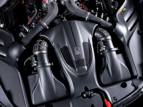 Certified 2024 Ferrari Roma Spider RWD image 16