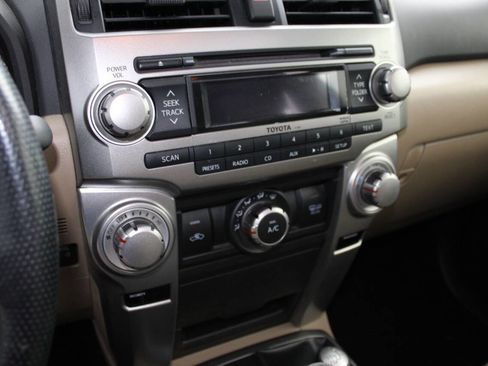 Used 2011 Toyota 4Runner SR5 w/ Premium Pkg w/Leather AWD/4WD image 15