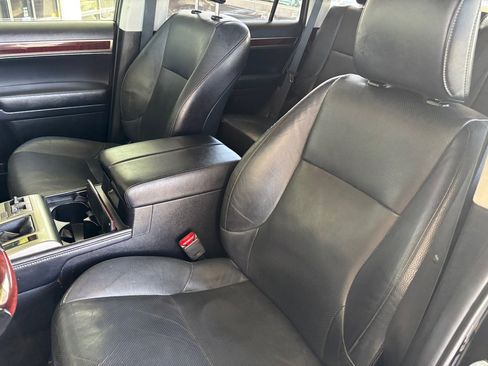 Used 2017 Lexus GX 460 Premium w/ Premium Package AWD/4WD image 5