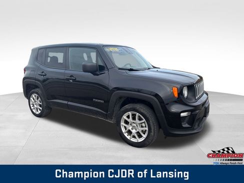 Used 2023 Jeep Renegade Latitude image 8