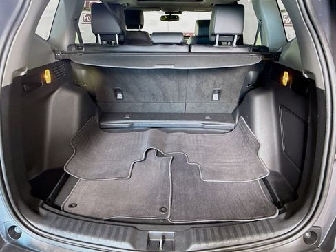 Used 2018 Honda CR-V Touring image 26