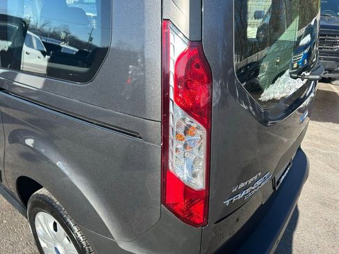 Certified 2023 Ford Transit Connect XL image 28