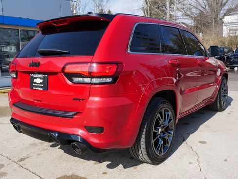 Used 2015 Jeep Grand Cherokee SRT w/ Luxury Group II image 43