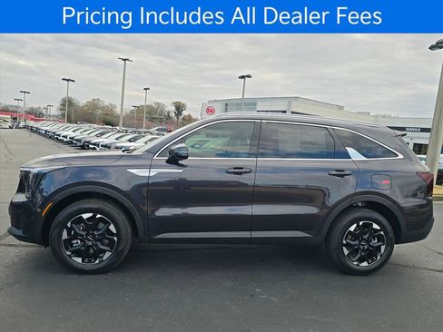 New 2026 Kia Sorento S AWD/4WD image 6