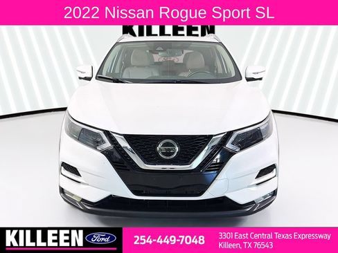Used 2022 Nissan Rogue Sport SL w/ Premium Package AWD/4WD image 2