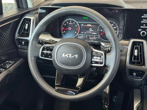 Used 2022 Kia Sorento LX FWD image 22
