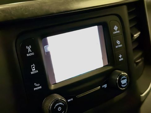 Used 2022 RAM 1500 Big Horn AWD/4WD image 15