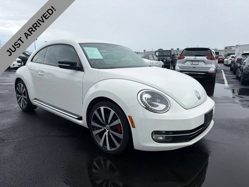 Used 2012 Volkswagen Beetle 2.0T FWD image 3