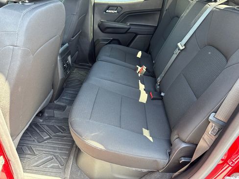 Used 2023 Chevrolet Colorado LT AWD/4WD image 18