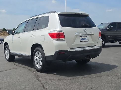 Used 2013 Toyota Highlander SE AWD/4WD image 5