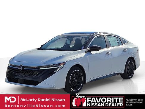 New 2026 Nissan Sentra SR w/ SR Premium Package FWD image 2