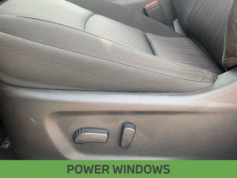 Used 2025 Nissan Altima 2.5 SV FWD image 15