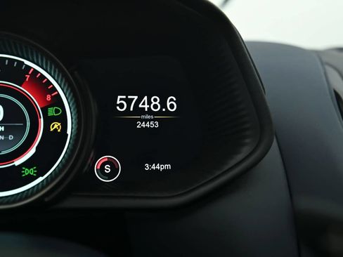 Used 2019 Aston Martin DB11 AMR RWD image 24