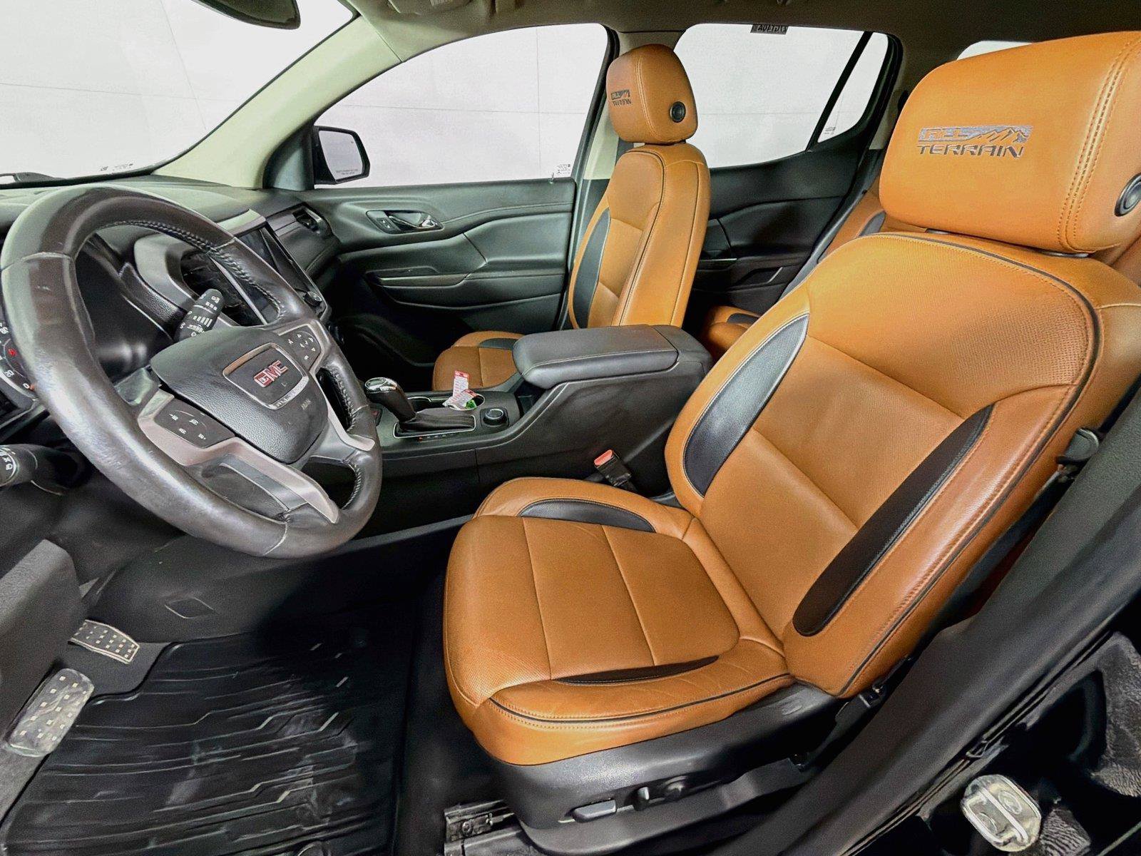 Used 2019 GMC Acadia SLT AWD/4WD image 2