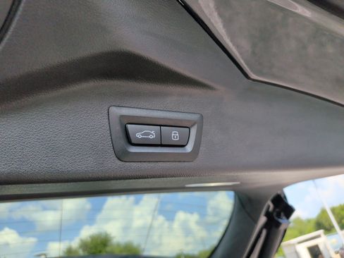 Used 2025 BMW X5 xDrive40i AWD/4WD image 42