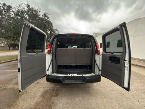 Used 2023 Chevrolet Express 3500 LS image 12