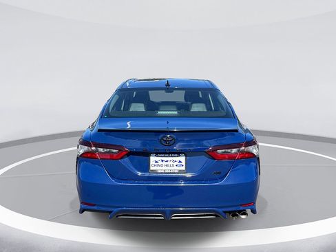 Used 2024 Toyota Camry SE FWD image 5