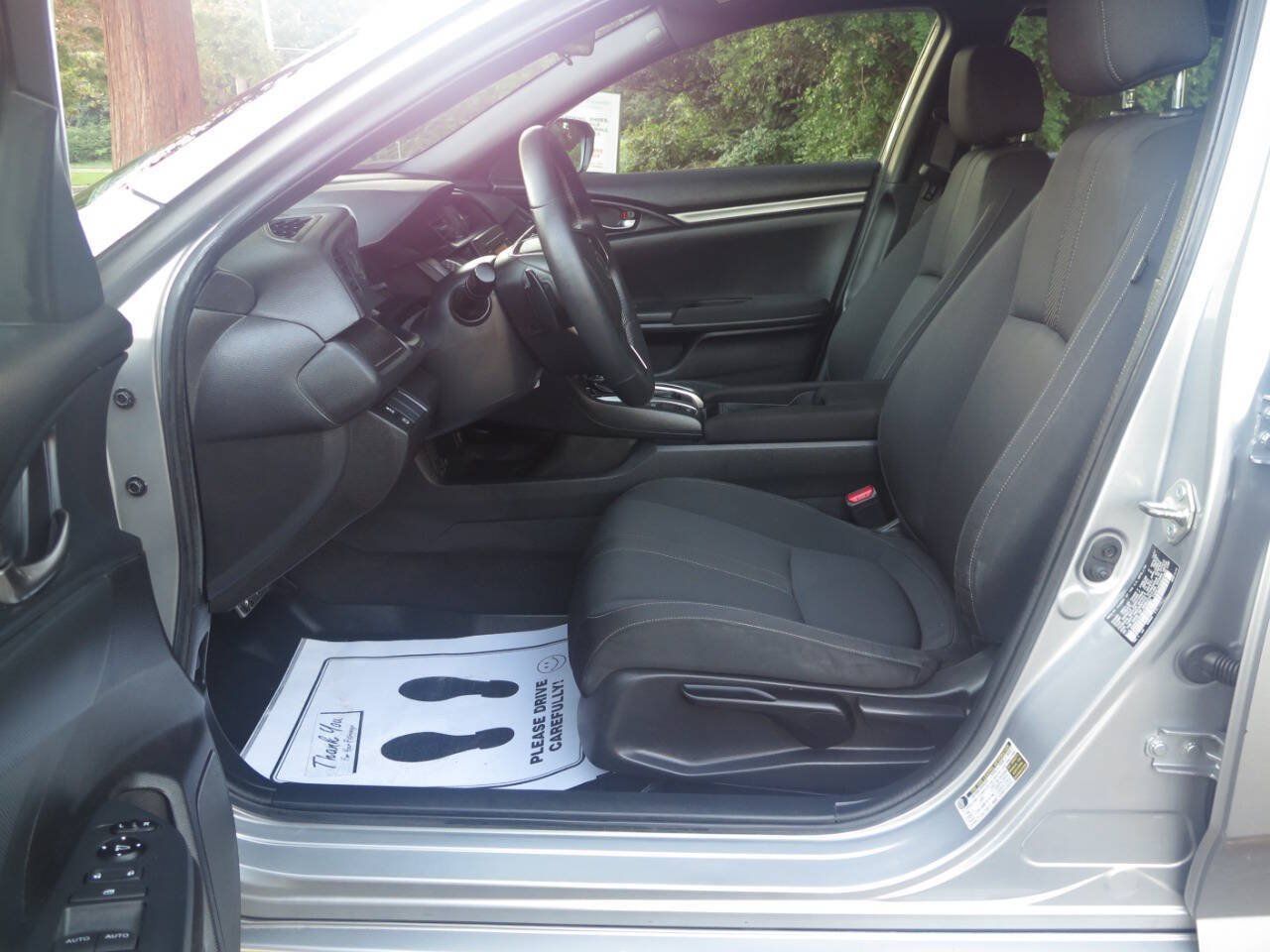 Used 2018 Honda Civic Sport image 12