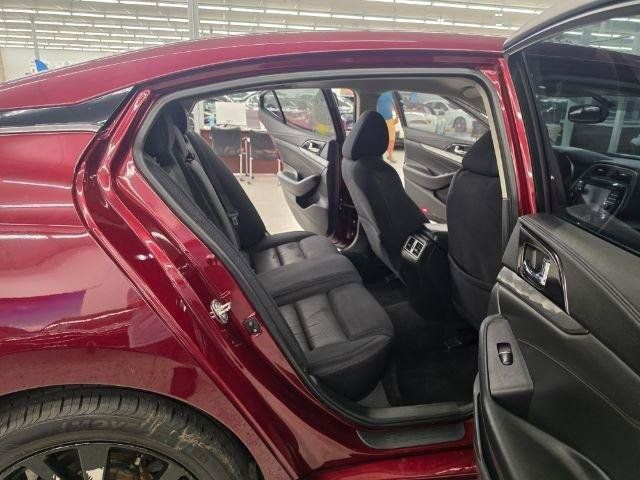 Used 2018 Nissan Maxima 3.5 S FWD image 11