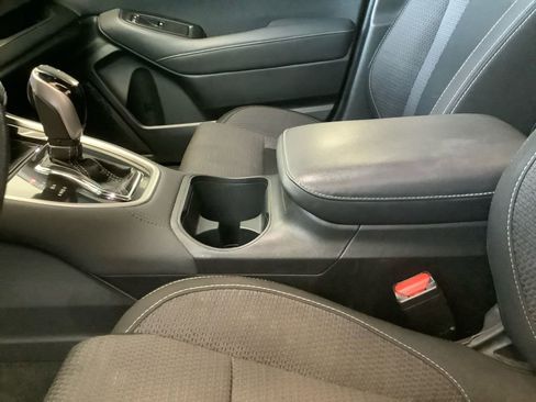 Used 2020 Subaru Outback Premium image 17