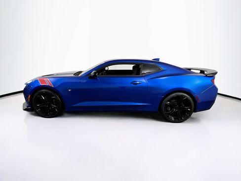Used 2017 Chevrolet Camaro SS image 8